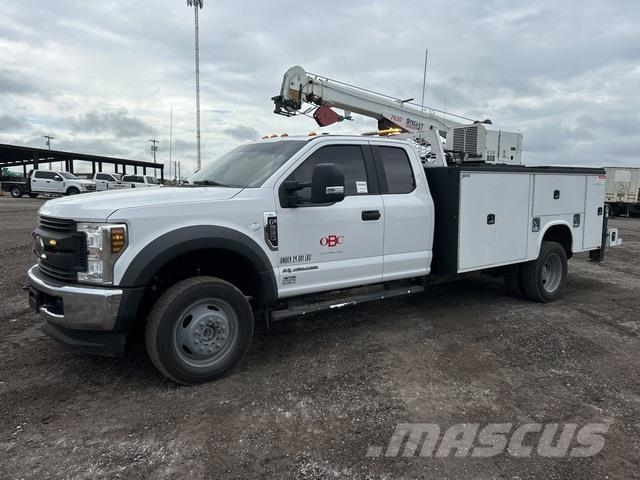 Ford F-550 都市/通用型車輛
