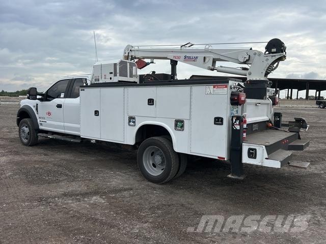 Ford F-550 都市/通用型車輛