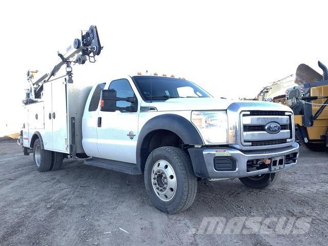 Ford F-550 都市/通用型車輛