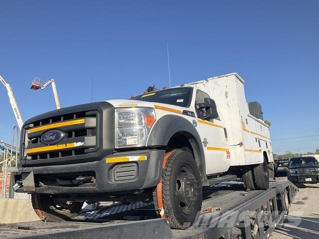 Ford F-550 都市/通用型車輛