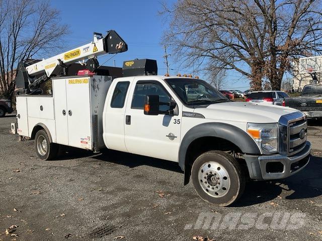 Ford F-550 都市/通用型車輛