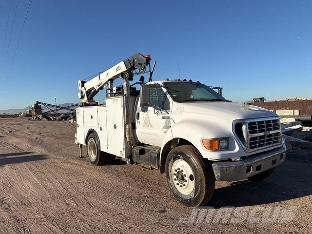 Ford F-650 都市/通用型車輛