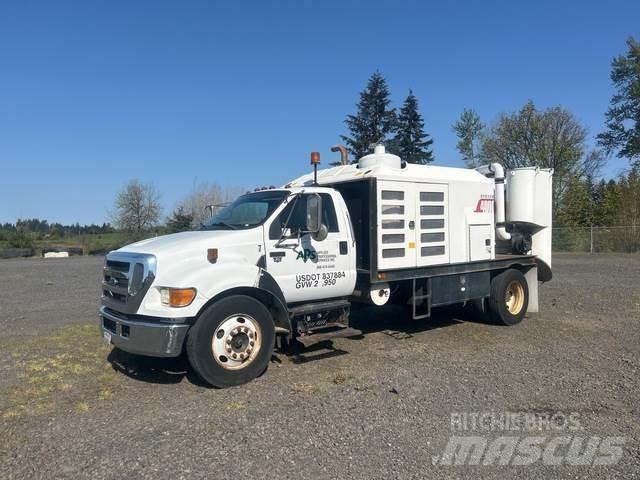 Ford F-650 履帶式 挖土機/掘鑿機/挖掘機