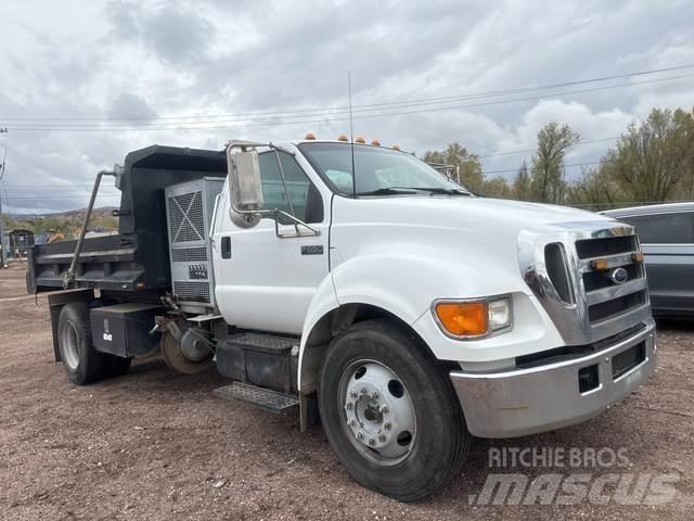 Ford F-650 傾卸式卡車