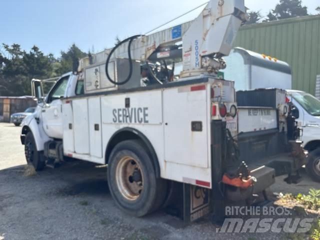 Ford F-650 都市/通用型車輛