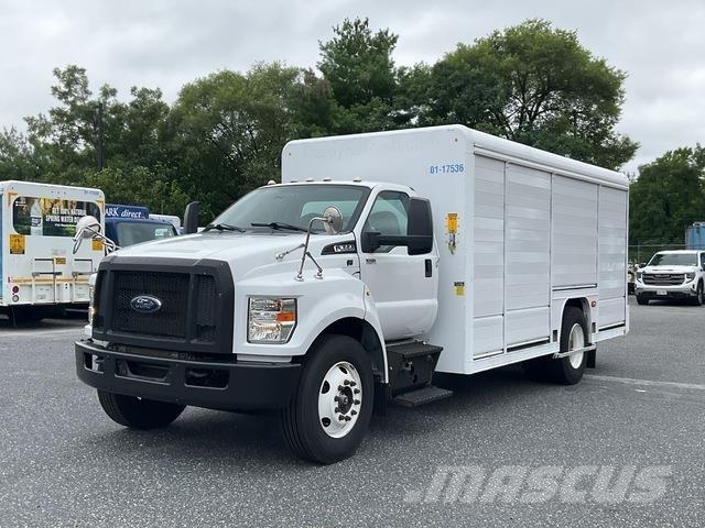 Ford F-650 飲料運輸卡車