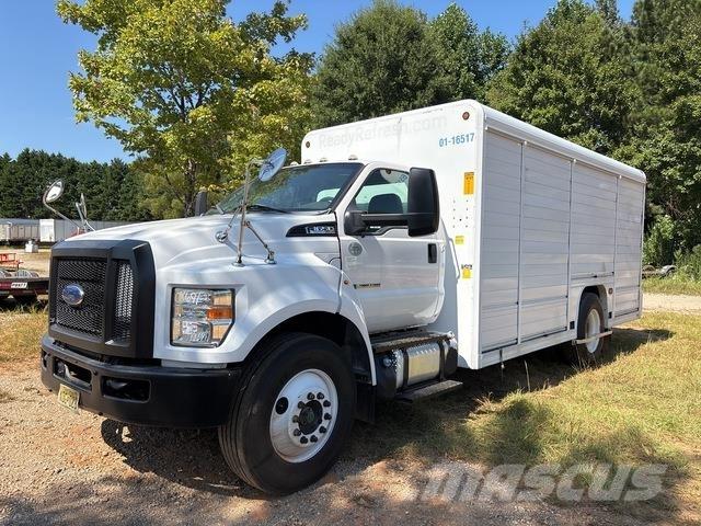 Ford F-650 飲料運輸卡車