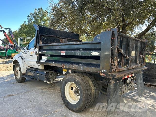 Ford F-650 傾卸式卡車