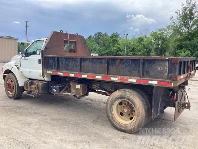 Ford F-750 傾卸式卡車