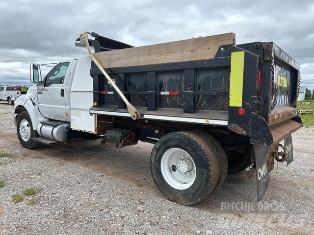 Ford F-750 傾卸式卡車