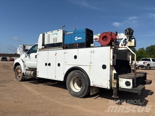 Ford F-750 都市/通用型車輛