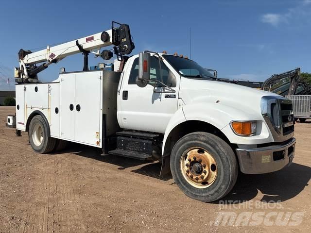 Ford F-750 都市/通用型車輛
