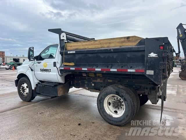 Ford F-750 傾卸式卡車