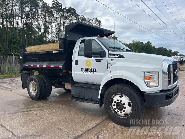Ford F-750 傾卸式卡車
