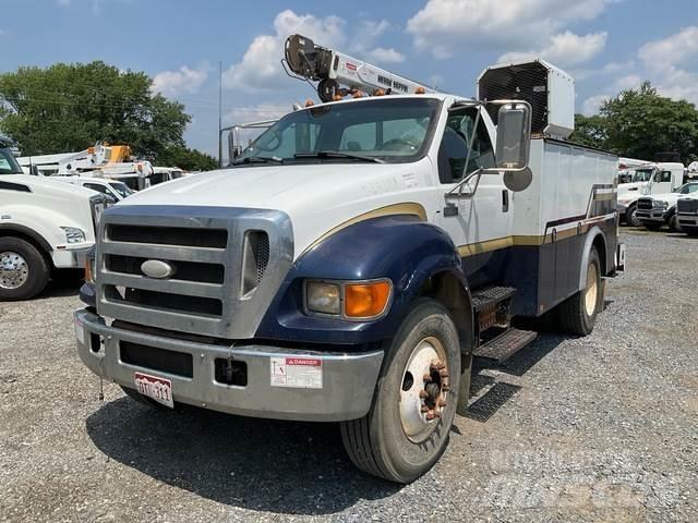 Ford F-750 都市/通用型車輛