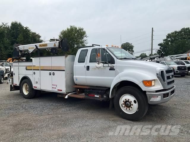 Ford F-750 都市/通用型車輛