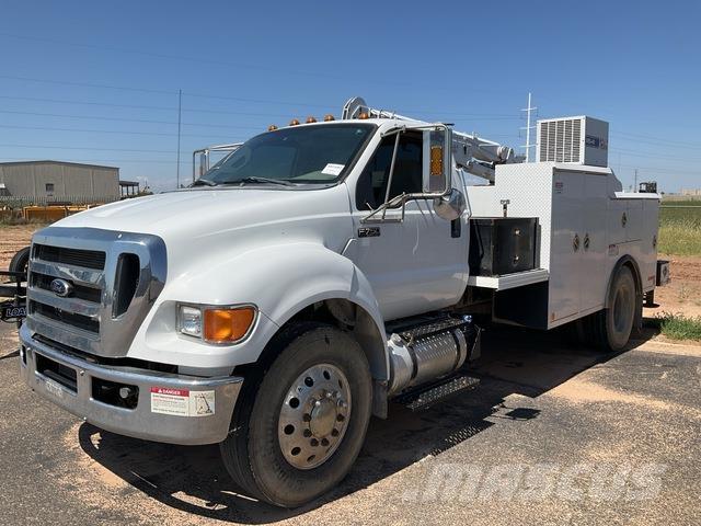Ford F-750 都市/通用型車輛
