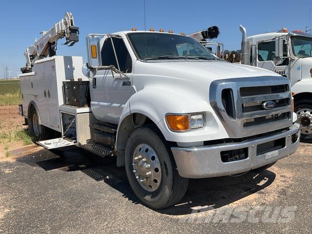 Ford F-750 都市/通用型車輛