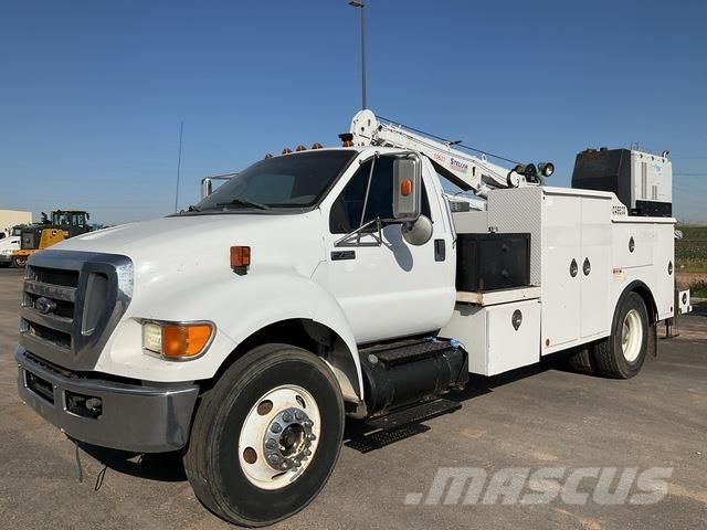 Ford F-750 都市/通用型車輛