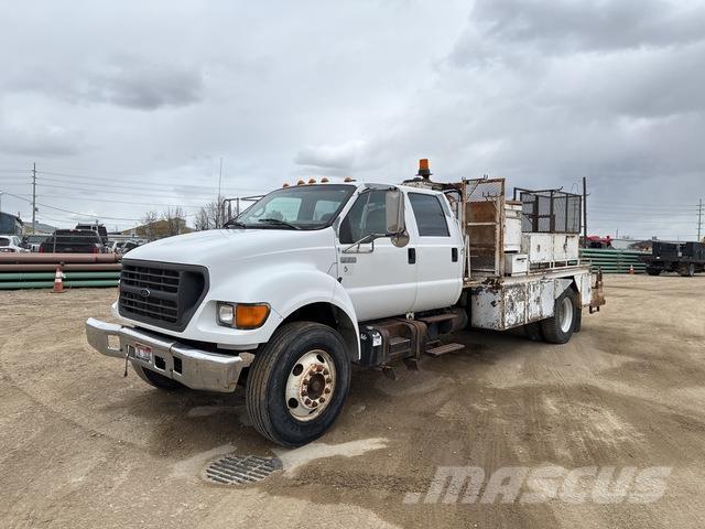 Ford F-750 都市/通用型車輛