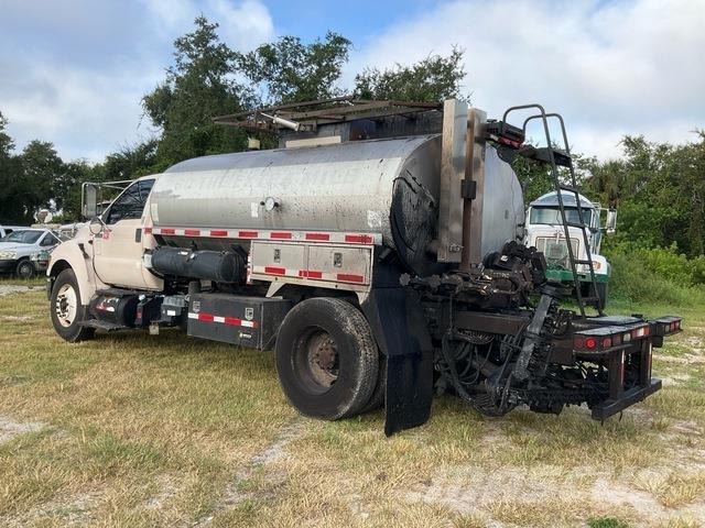 Ford F-750 混凝土車