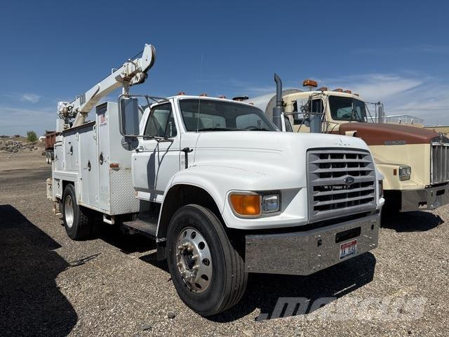 Ford F-800 都市/通用型車輛
