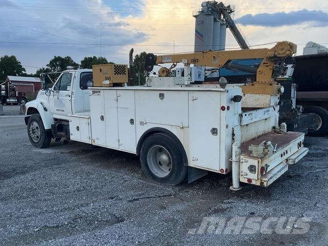 Ford F-800 都市/通用型車輛