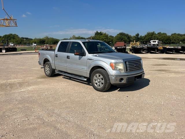 Ford F150 皮卡.傳統半斗卡車/側卸板