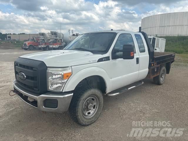 Ford F250 平板式/側卸式卡車