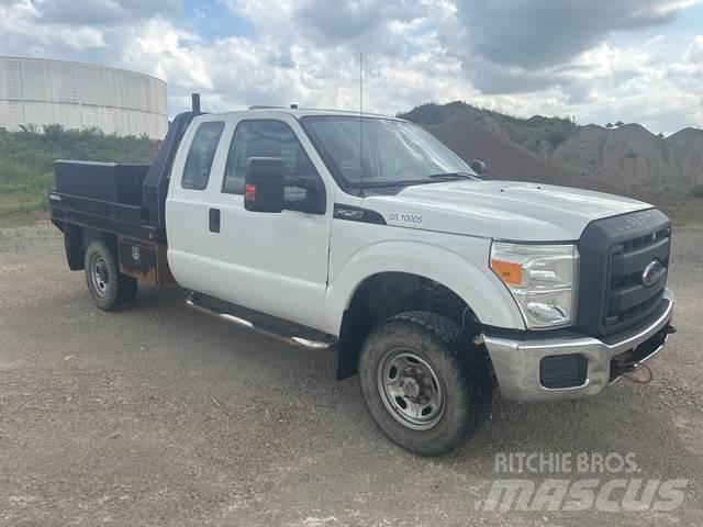 Ford F250 平板式/側卸式卡車