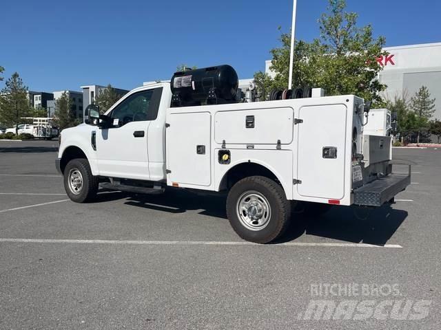 Ford F250 XL 都市/通用型車輛