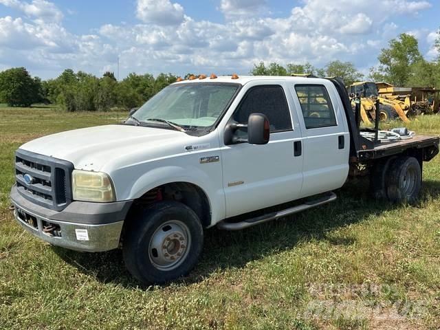 Ford F350 平板式/側卸式卡車