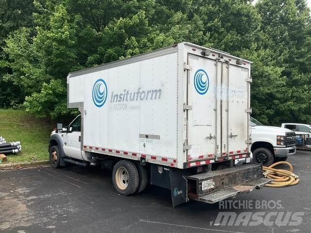 Ford F550 貨箱式卡車