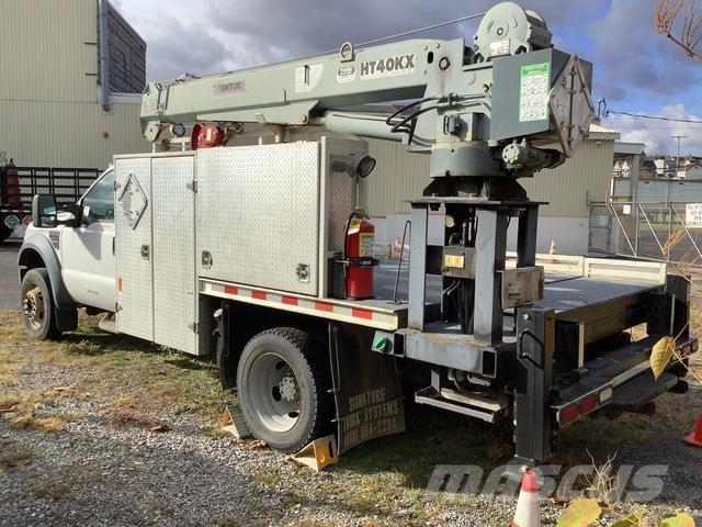 Ford F550 起重機卡車