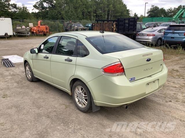 Ford Focus SE 汽車