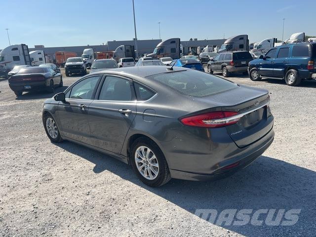 Ford Fusion 汽車