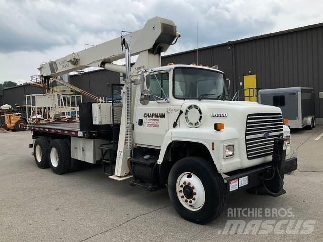 Ford L8000 其他貨車