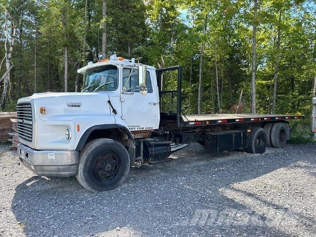 Ford L8000 救援車