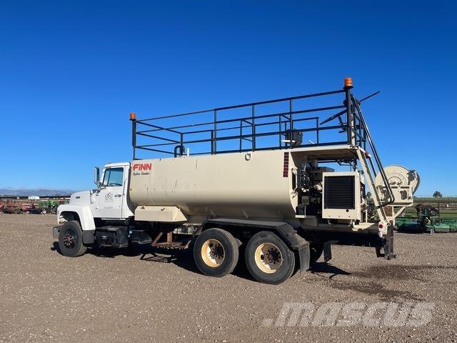 Ford L9000 其他農業機械