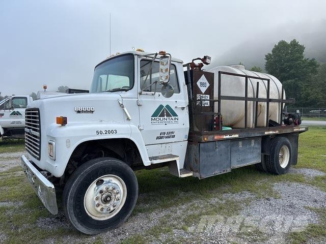 Ford LNT8000 運油車