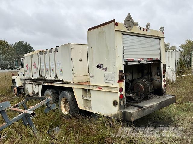 Ford LNT9000 運油車