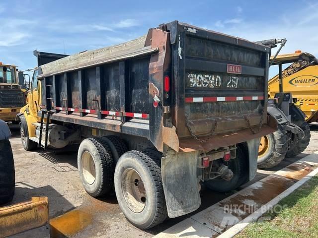 Ford LT8513 傾卸式卡車