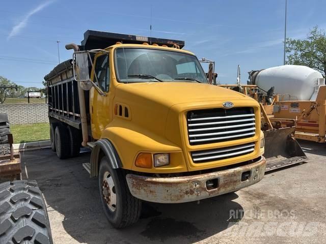 Ford LT8513 傾卸式卡車