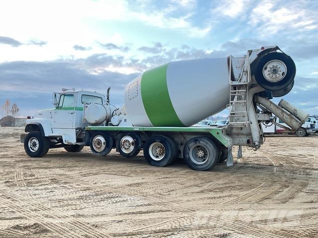 Ford LT9000 其他貨車