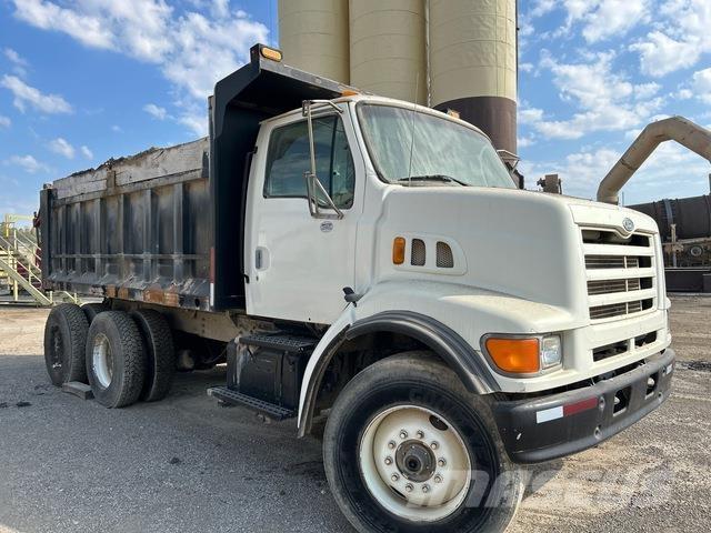 Ford LT9501 傾卸式卡車