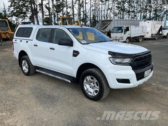 Ford Ranger XL 皮卡.傳統半斗卡車/側卸板