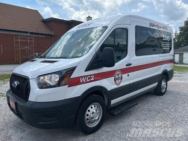 Ford Transit 廂式貨物運輸車