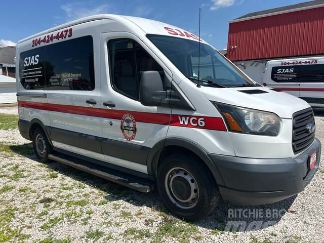 Ford Transit 廂式貨物運輸車