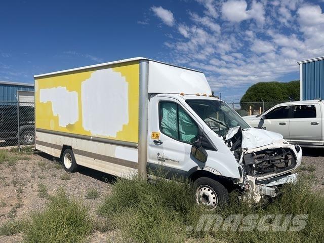 Ford Transit 廂式貨物運輸車