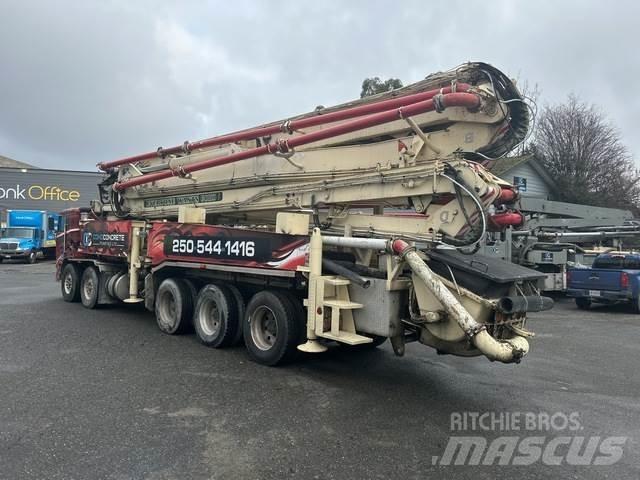 Freightliner  混凝土泵浦